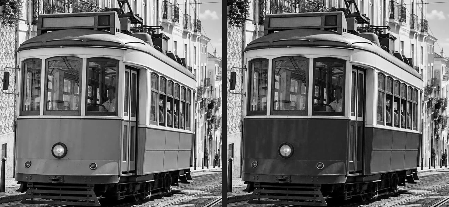 Due ritagli in bianco e nero del tram: a sinistra in grigio medio, a destra molto più scuro sulle case bianche