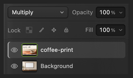 Il menu a discesa completo Metodo di fusione su Moltiplica e il livello coffee-print selezionato, cerchiati